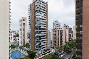 Image 7 - 927611