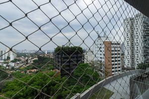 Image 5 - 927613
