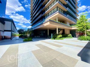 Image 33 - 927627