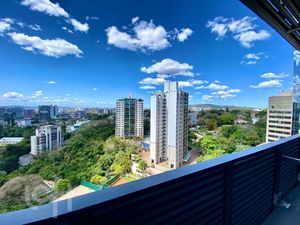 Image 8 - 927627