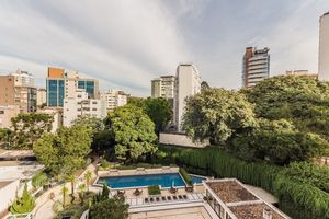 Image 40 - 927631