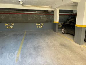 Image 19 - 927636