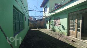 Image 15 - 927637