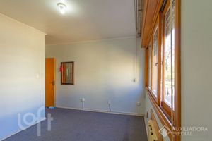 Image 9 - 927648