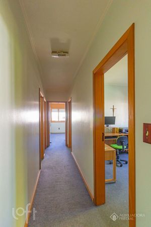 Image 33 - 927648