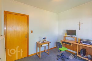 Image 34 - 927648