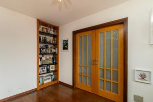 Image 4 - 927654