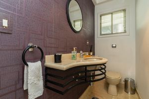 Image 19 - 927654