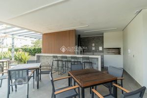 Image 24 - 927676