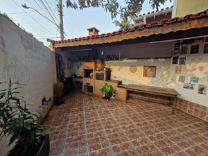 Image 21 - 927677