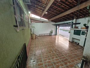 Image 18 - 927677
