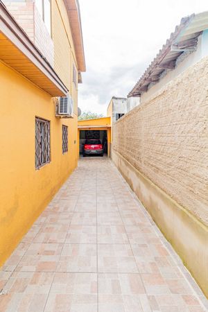 Image 21 - 927698