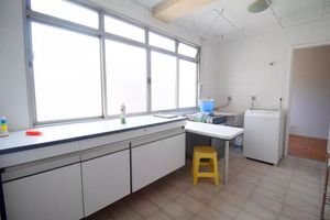 Image 11 - 927699