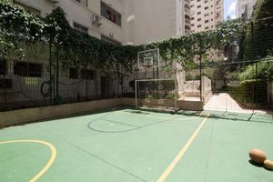 Image 33 - 927699