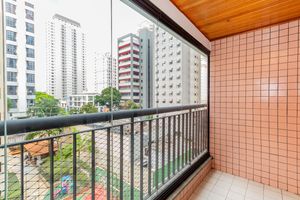 Image 4 - 927708