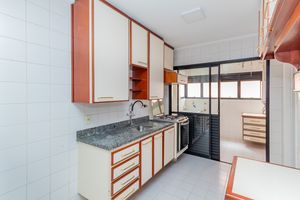 Image 31 - 927708