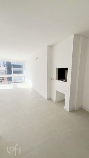 Image 15 - 927713