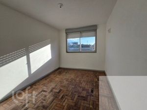 Image 4 - 927737