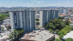 Image 13 - 927738