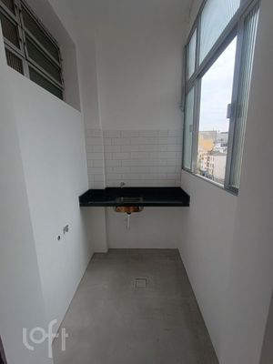 Image 6 - 927742