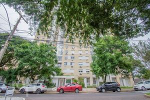Image 9 - 927744