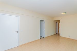 Image 7 - 927756