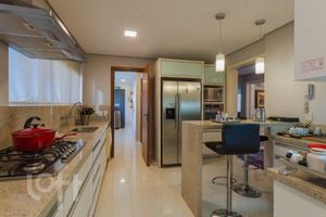 Image 11 - 927763