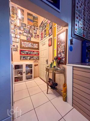 Image 33 - 927778