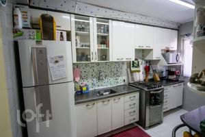 Image 6 - 927785