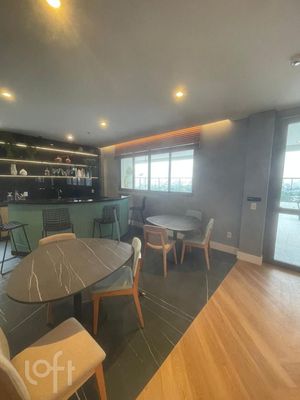Image 11 - 927791