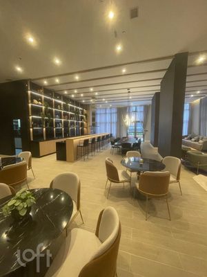 Image 28 - 927791
