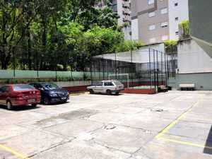 Image 9 - 927798