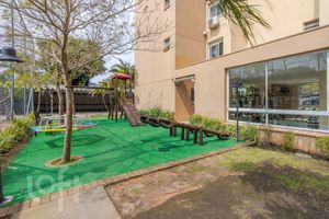 Image 35 - 927800