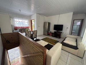 Image 11 - 927801