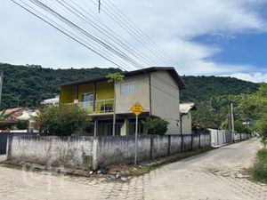 Image 19 - 927801