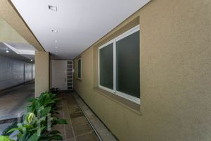 Image 37 - 927821