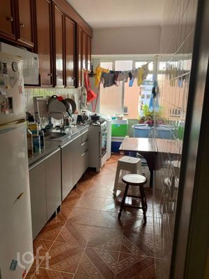 Image 1 - 927836