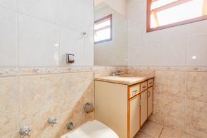 Image 35 - 927837