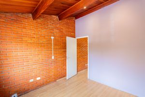 Image 39 - 927837