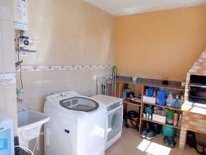 Image 6 - 927864