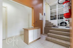 Image 10 - 927868