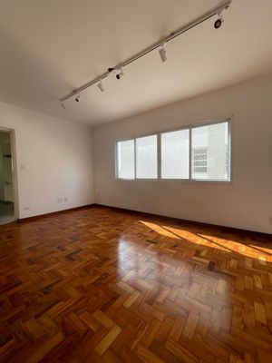 Image 14 - 927878