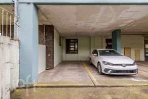 Image 31 - 927882