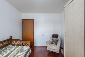 Image 8 - 927882