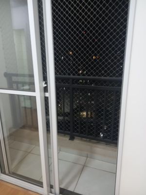 Image 3 - 927893