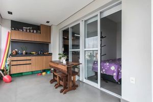 Image 16 - 927922