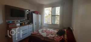 Image 19 - 927935