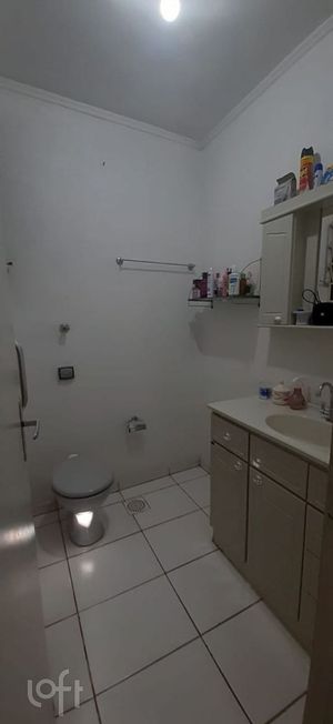 Image 31 - 927935