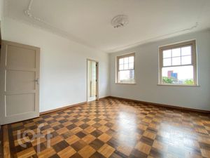 Image 23 - 927940