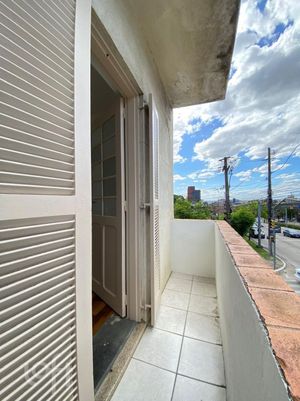 Image 14 - 927940